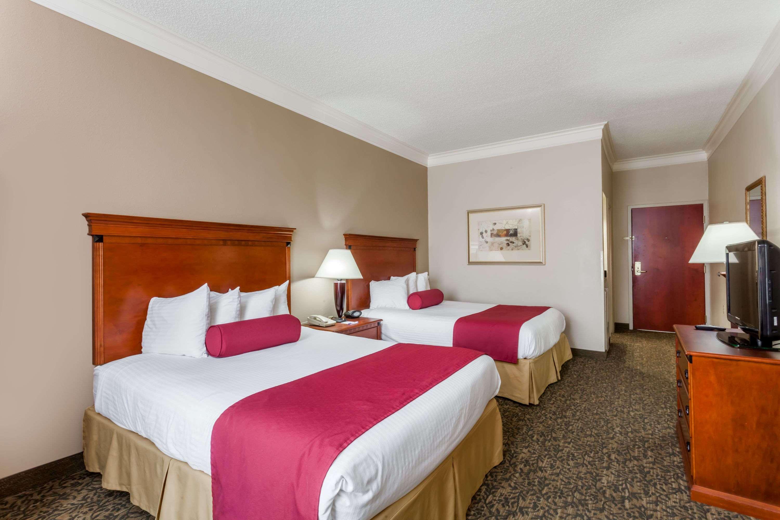Baymont By Wyndham Madisonville Ngoại thất bức ảnh