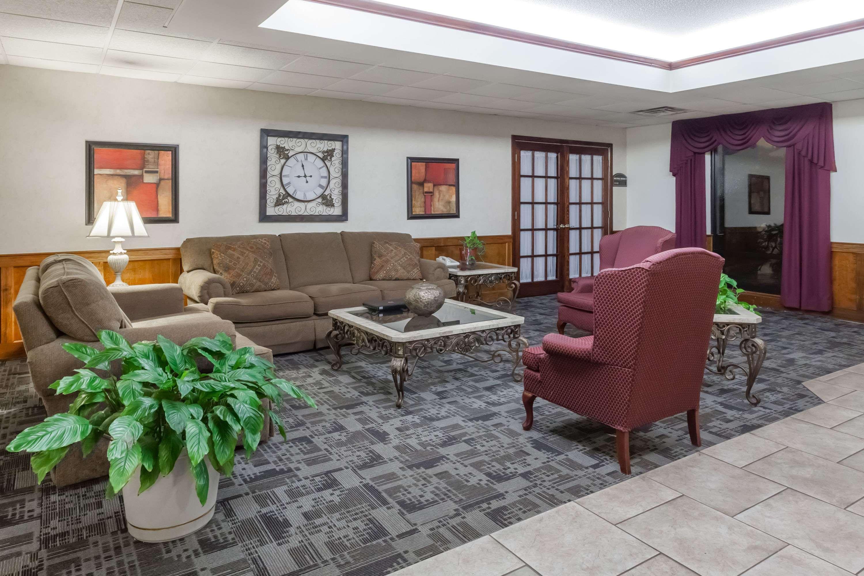 Baymont By Wyndham Madisonville Ngoại thất bức ảnh