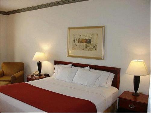 Baymont By Wyndham Madisonville Ngoại thất bức ảnh